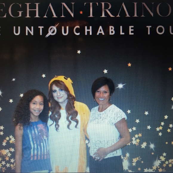 Meet your Posher, Hina - Picture 4 of 8